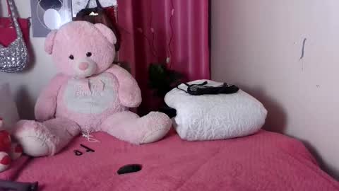 petite_princes online show from April 2026 08:21:01 PM