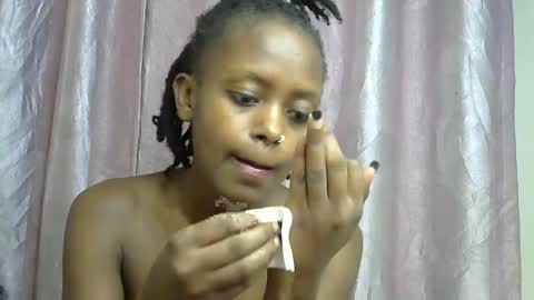 petite_star2 online show from December 2025 05:03:02 AM