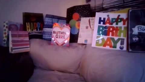 petite treat  online show from January 2026 07:01:02 AM