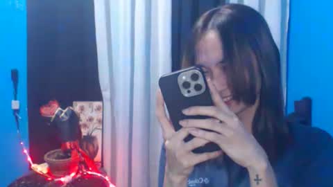 Snapshot of petitebigcock_69 chatting on March 2026 06:17:02 AM petitebigcock_69 online show from March 2026 06:17:02 AM