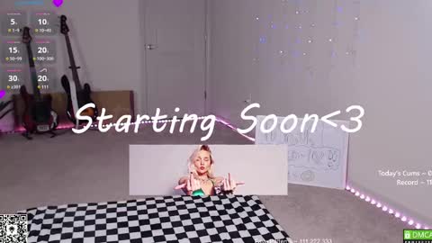 PiperAvery online show from February 2025 08:52:02 PM