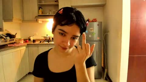Snapshot of petitee_lunna chatting on July 2026 02:33:02 AM Lunna online show from July 2026 02:33:02 AM