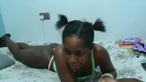 petitegirly12 online show from March 2025 02:29:02 PM