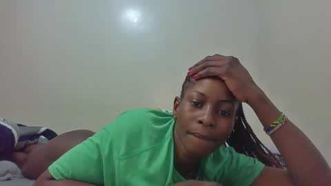 petitegirly12 online show from October 2025 07:27:02 AM