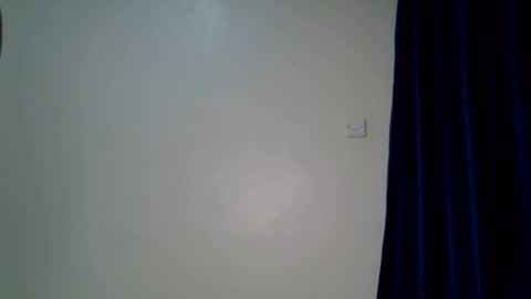 Snapshot of petitekittyy chatting on February 2026 03:24:02 AM Kitty online show from February 2026 03:24:02 AM