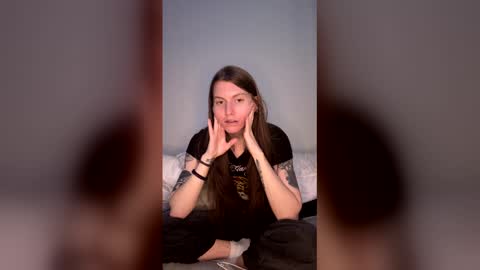 I am very new and dont know what im doing lol online show from March 2026 11:26:02 PM