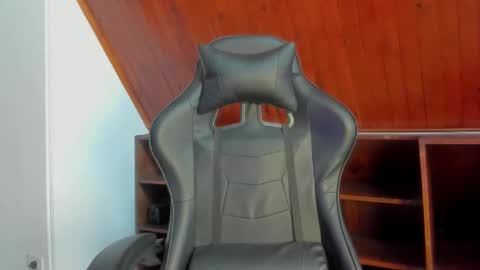 Sofa online show from January 2026 05:27:02 PM