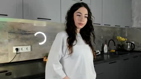 Emma online show from December 2024 03:22:01 PM