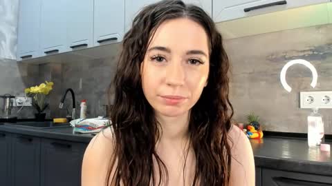 Emma online show from December 2024 01:47:02 AM