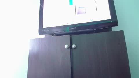 Snapshot of peyton_wat20 chatting on January 2025 01:30:01 PM peyton_wat20 online show from January 2025 01:30:01 PM