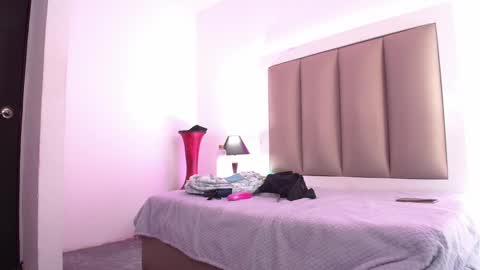 Snapshot of peyton_wat20 chatting on January 2025 06:43:02 PM peyton_wat20 online show from January 2025 06:43:02 PM