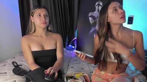 Peyton   online show from April 2026 01:27:02 AM