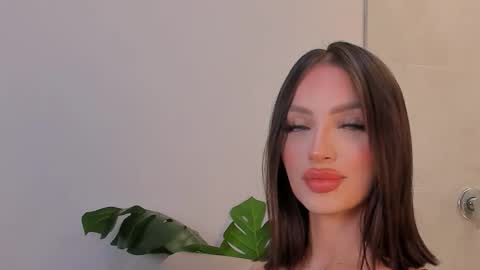 Pet Rees online show from March 2026 03:23:02 AM