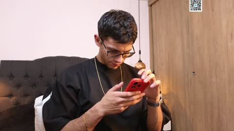 phantom_bigger1 online show from January 2025 04:57:02 PM