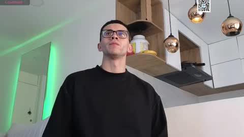 phantom_bigger1 online show from February 2025 12:34:01 PM