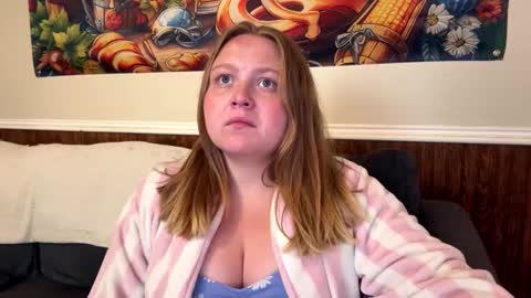 PhatAssBlond online show from September 2025 01:46:02 PM