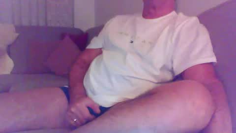 Snapshot of phil279 chatting on January 2025 05:38:02 PM Phil online show from January 2025 05:38:02 PM