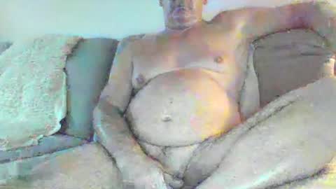 Snapshot of phil279 chatting on July 2026 07:21:01 PM Phil online show from July 2026 07:21:01 PM