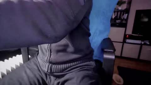 Snapshot of philfil78 chatting on December 2025 12:53:02 PM philippe online show from December 2025 12:53:02 PM