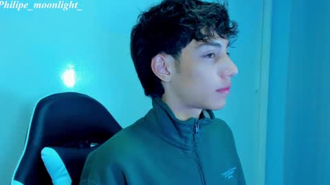 Snapshot of philipe_moonlight_ chatting on February 2025 08:25:02 AM Phil. INDEPENDENT MODEL online show from February 2025 08:25:02 AM