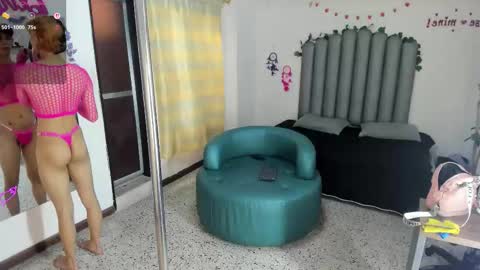 Snapshot of philipp_jones chatting on February 2026 02:40:02 PM PHIL online show from February 2026 02:40:02 PM