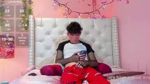 Snapshot of philippsx chatting on February 2026 04:53:02 AM PHILLIP online show from February 2026 04:53:02 AM