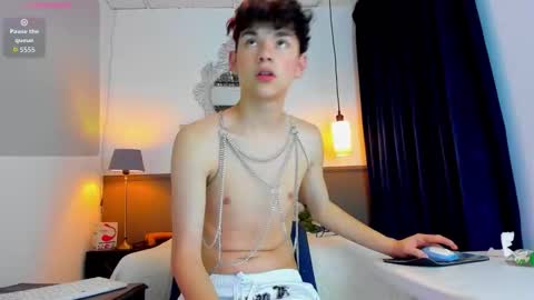 Snapshot of philippsx chatting on March 2026 05:46:01 AM PHILLIP online show from March 2026 05:46:01 AM