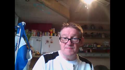 Snapshot of phillboys chatting on May 2026 09:14:01 AM phillboys online show from May 2026 09:14:01 AM