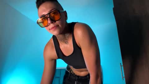 PHILLIP online show from April 2026 10:01:02 PM