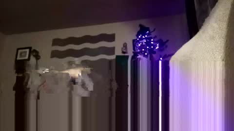 phillipdee online show from November 2025 06:03:02 PM