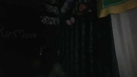 pho6kin9moms8 online show from January 2026 10:30:01 AM