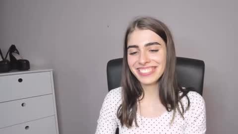 Snapshot of pia_desire chatting on September 2025 02:08:01 PM P I A online show from September 2025 02:08:01 PM