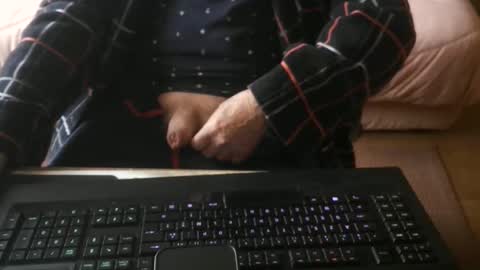 Snapshot of piavola chatting on June 2026 07:29:02 AM piavola online show from June 2026 07:29:02 AM