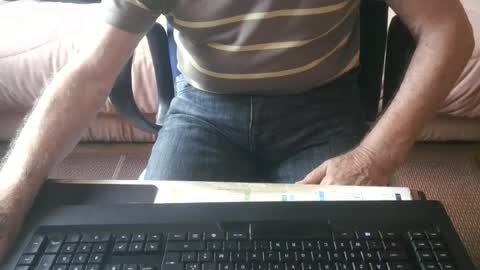 Snapshot of piavola chatting on June 2026 09:33:01 AM piavola online show from June 2026 09:33:01 AM