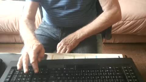 Snapshot of piavola chatting on June 2026 11:46:01 AM piavola online show from June 2026 11:46:01 AM