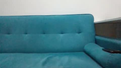 pican3207 online show from November 2025 12:24:02 AM