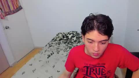 picaszomilos350 online show from March 2026 05:24:01 AM