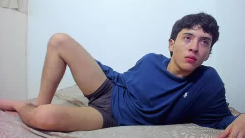 picaszomilos350 online show from March 2026 10:15:02 AM