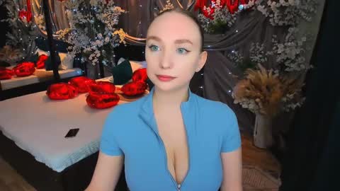 Emelie online show from February 2025 04:37:02 PM