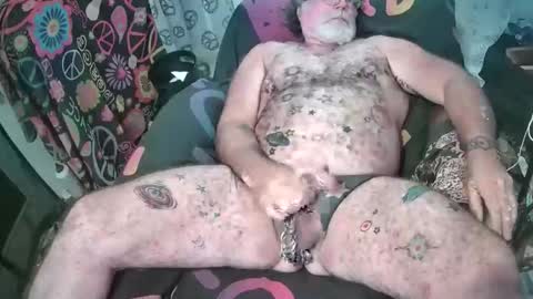 piercecox13 online show from April 2026 09:32:02 AM