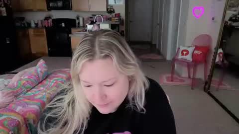 Snapshot of piggyrose chatting on August 2026 02:48:02 PM Piggy Rose online show from August 2026 02:48:02 PM