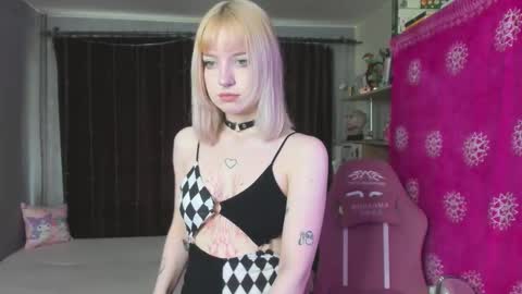 piginnya online show from September 2025 09:11:02 AM