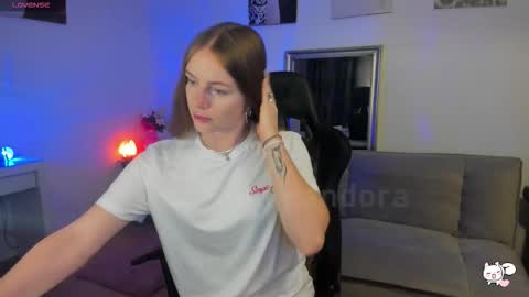 PiinkPandora online show from October 2025 09:36:01 PM