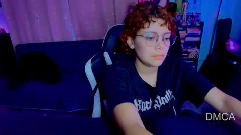 Snapshot of piixiie_d_oll chatting on June 2026 03:25:01 AM Andrea G online show from June 2026 03:25:01 AM