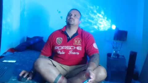 pikoro_gomez online show from February 2025 01:00:01 AM