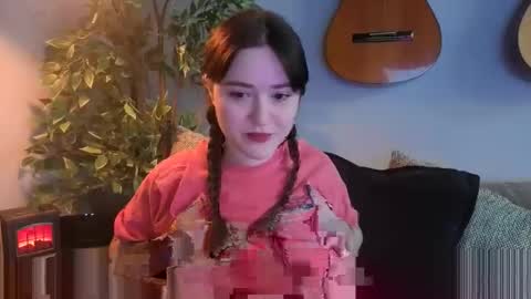 Snapshot of pillogoddess chatting on May 2026 06:19:02 AM PilloGoddess online show from May 2026 06:19:02 AM