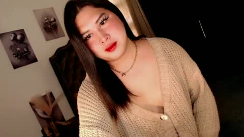 Snapshot of pinay_ivy chatting on June 2026 01:33:01 AM Ivy Morningstar online show from June 2026 01:33:01 AM