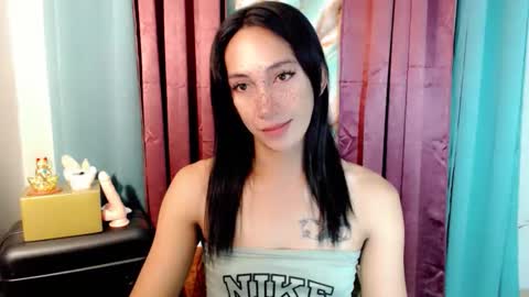 lucyLove online show from November 2025 12:47:01 AM