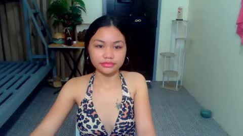 Snapshot of pinay_rosee chatting on May 2026 11:01:02 PM pinay_rosee online show from May 2026 11:01:02 PM