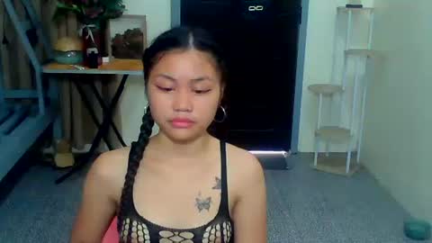 Snapshot of pinay_rosee chatting on May 2026 01:57:16 AM pinay_rosee online show from May 2026 01:57:16 AM